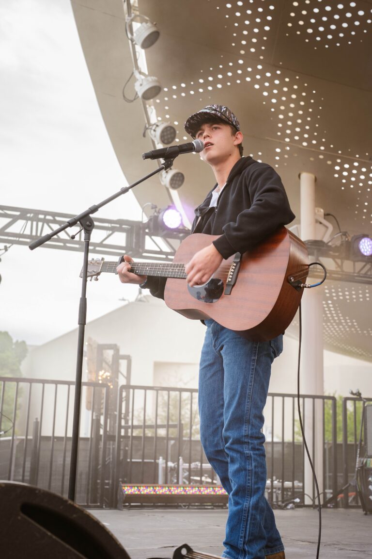 Waylon Wyatt-12_6_bic